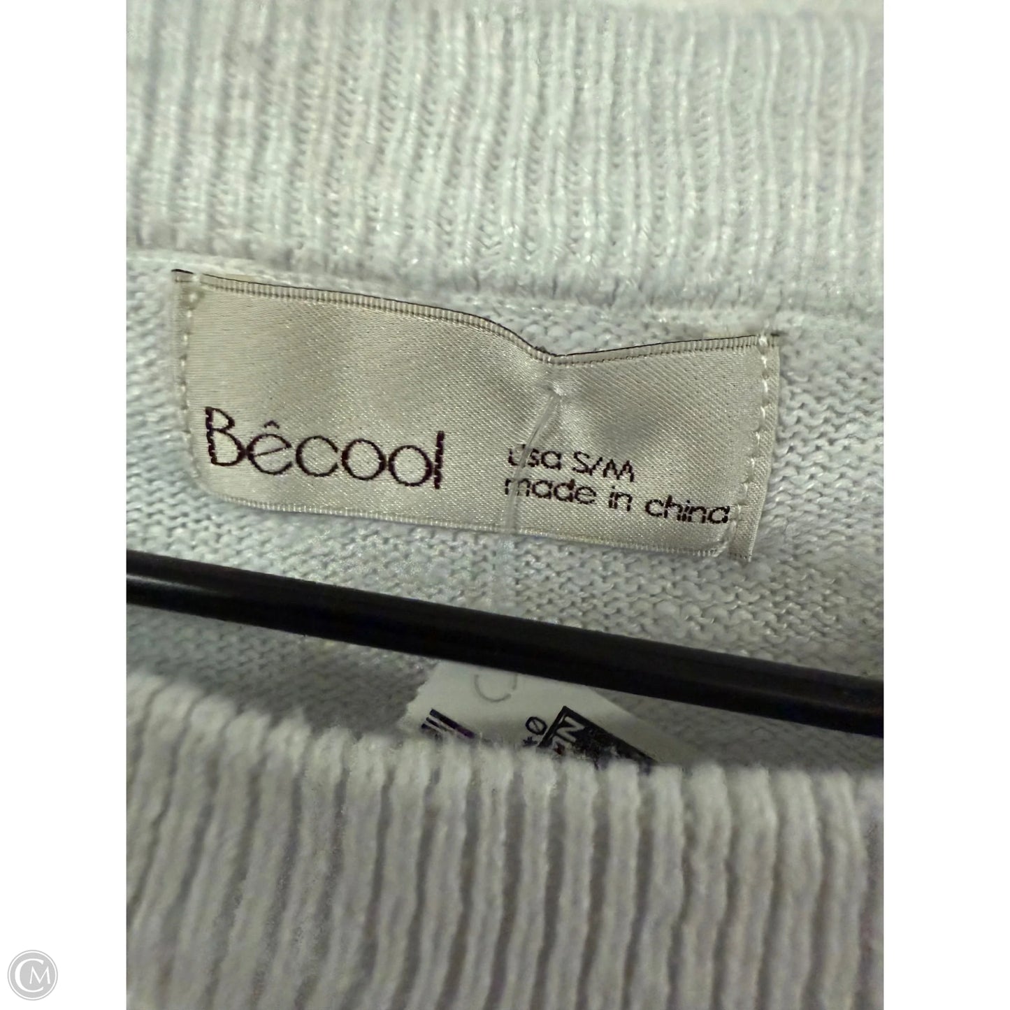 Sweater By Clothes Mentor In Tan & White, Size: S