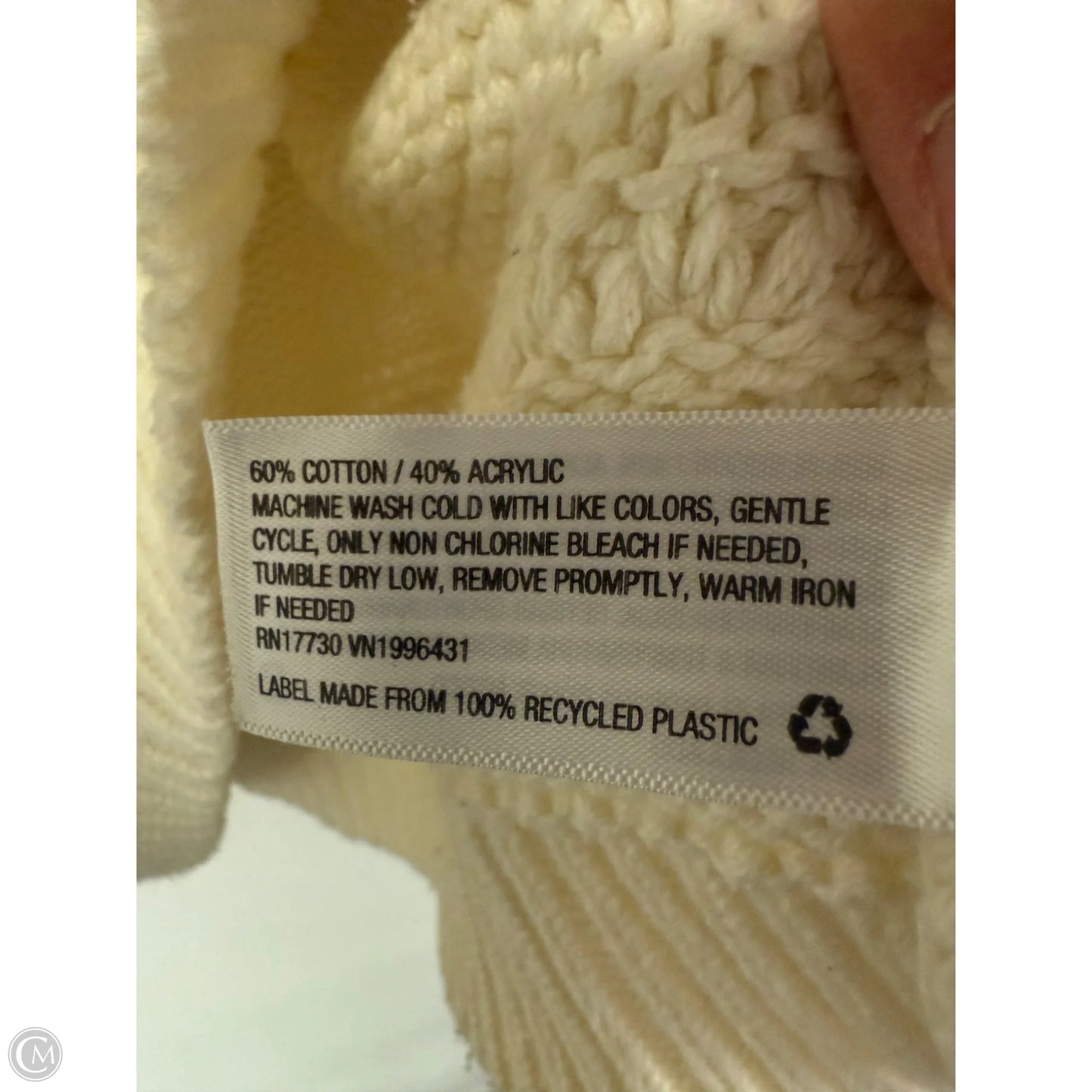 Sweater By Universal Thread In White, Size: L