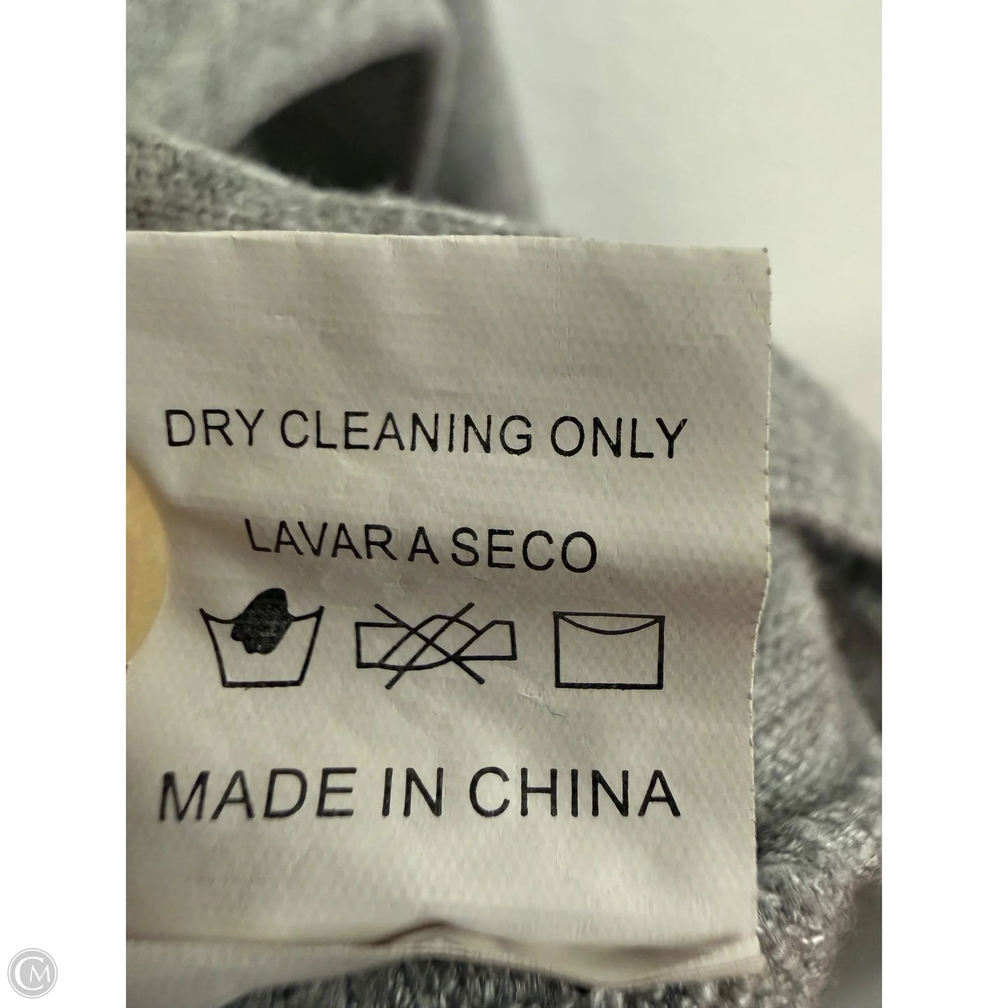 Sweater By Clothes Mentor In Grey, Size: M