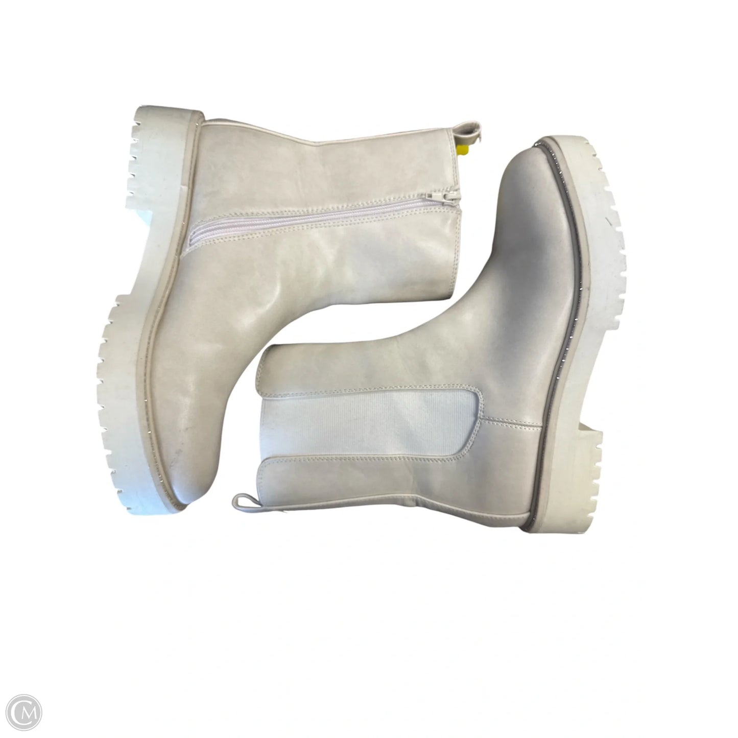 Boots Ankle Flats By Time And Tru In Cream, Size: 9