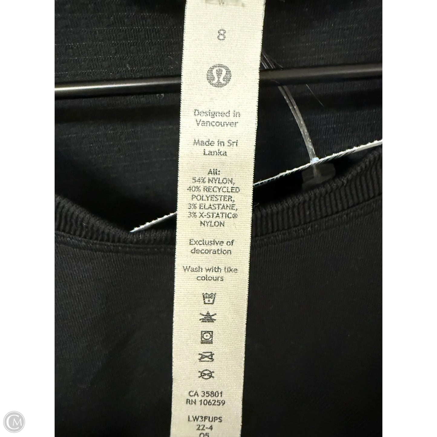 Athletic Top Long Sleeve Crewneck By Lululemon In Black, Size: 8