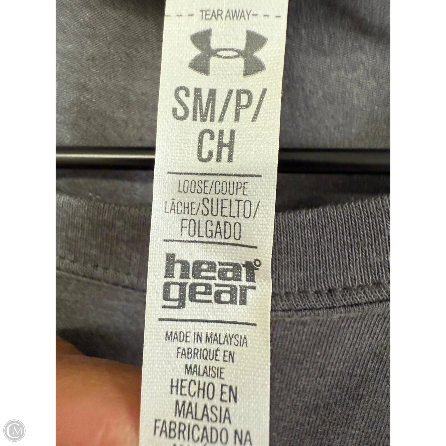 Athletic Top Short Sleeve By Under Armour In Grey, Size: S