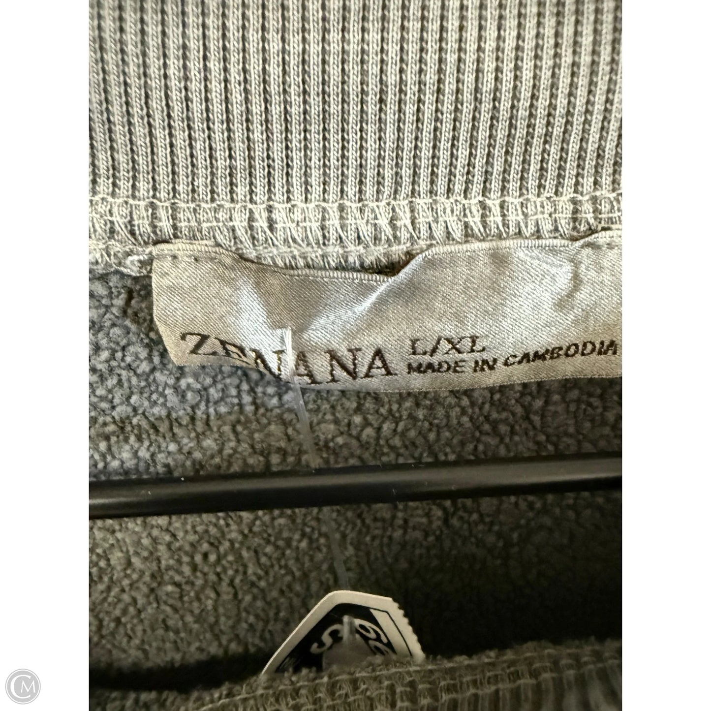 Sweatshirt Crewneck By Zenana Outfitters In Grey, Size: L