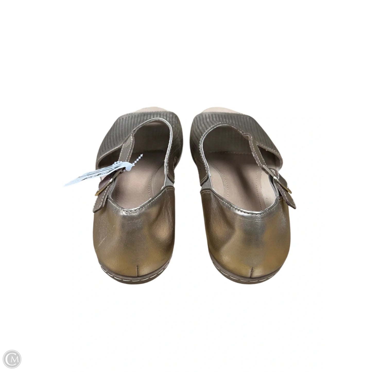 Sandals Flats By Earth In Gold, Size: 7.5