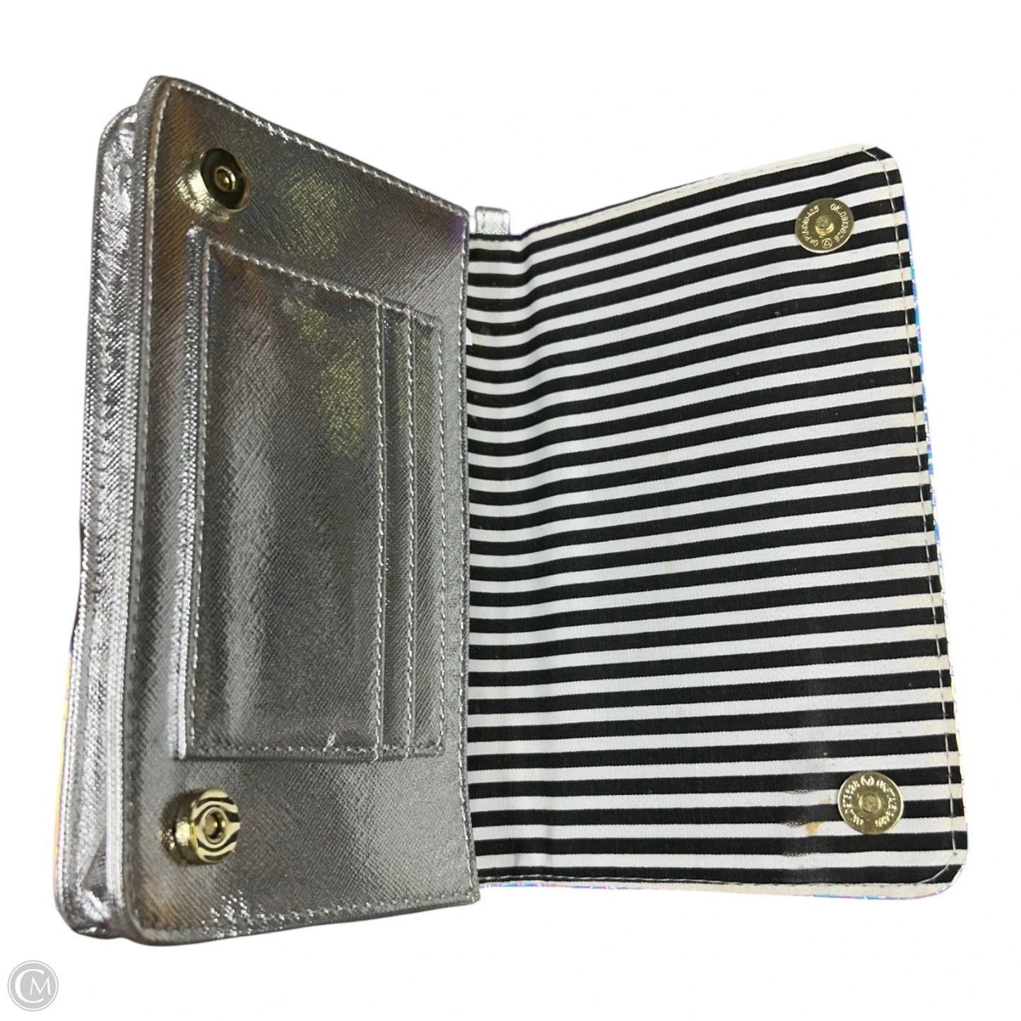 Wristlet By Betsey Johnson, Size: Medium