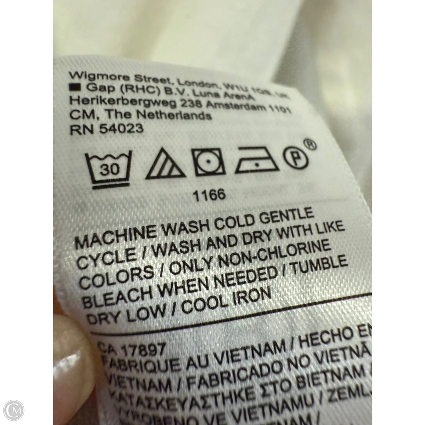 Athletic Top Long Sleeve Crewneck By Athleta In White, Size: S