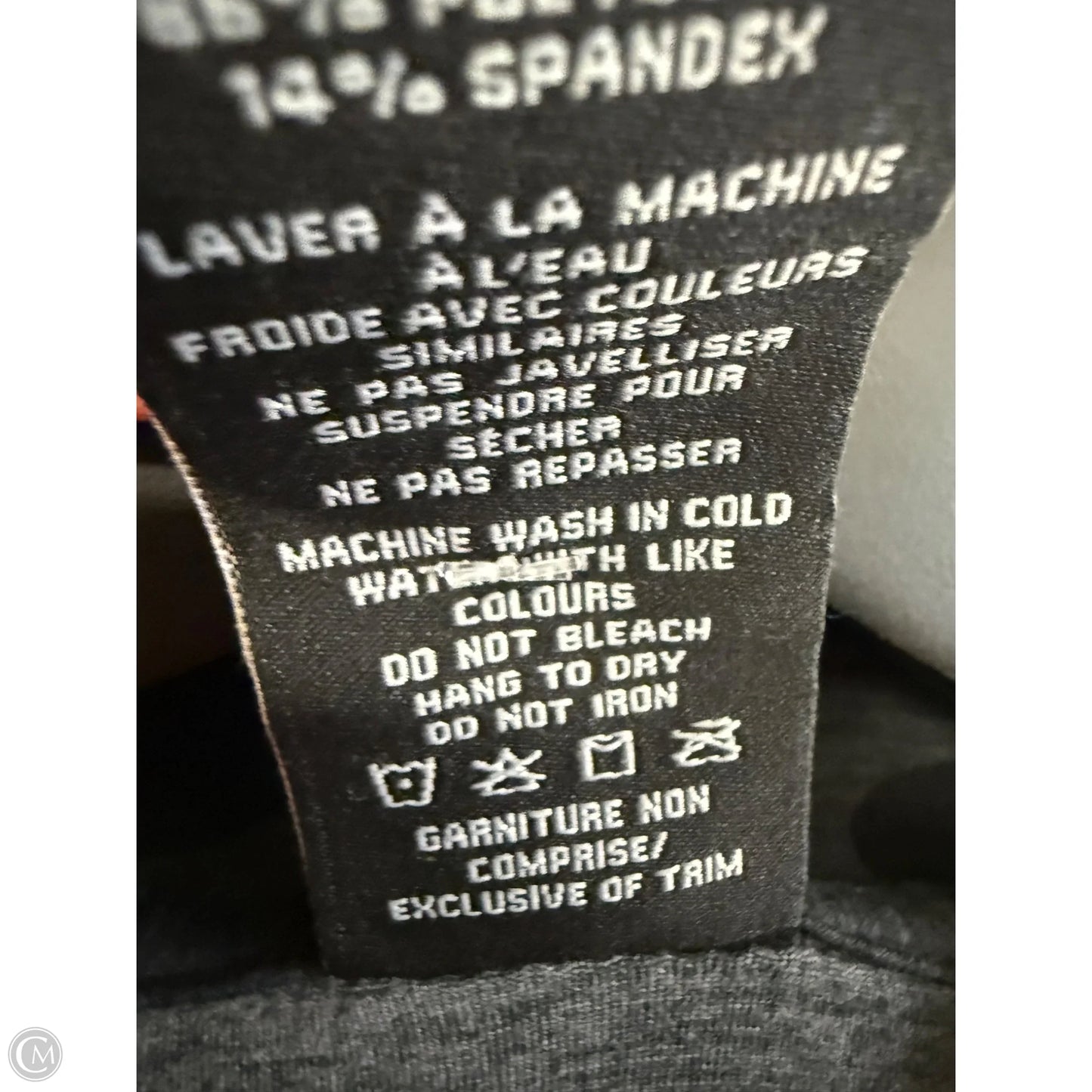 Athletic Top Long Sleeve Collar By Kyodan In Camouflage Print, Size: L