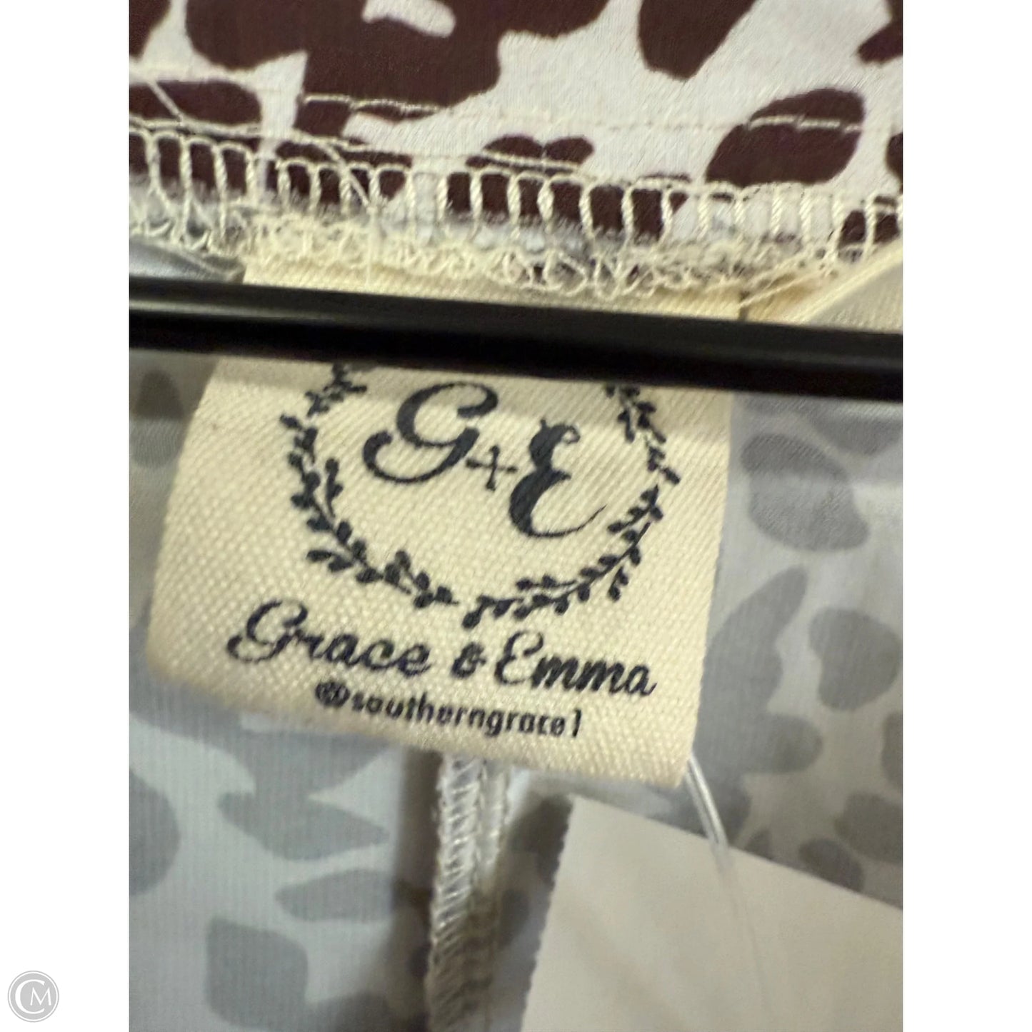 Top Short Sleeve By Clothes Mentor In Leopard Print, Size: L
