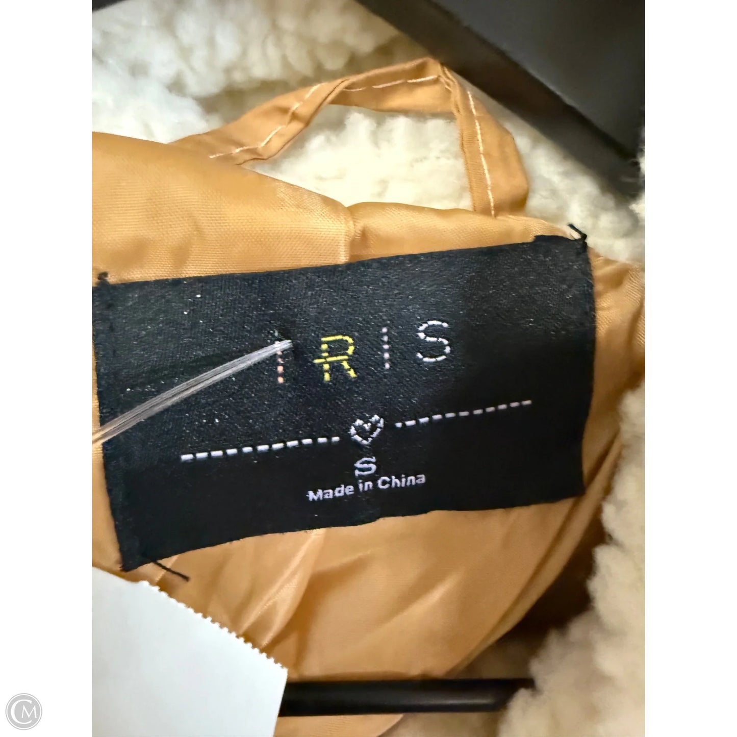 Jacket Puffer & Quilted By Iris In Beige, Size: S