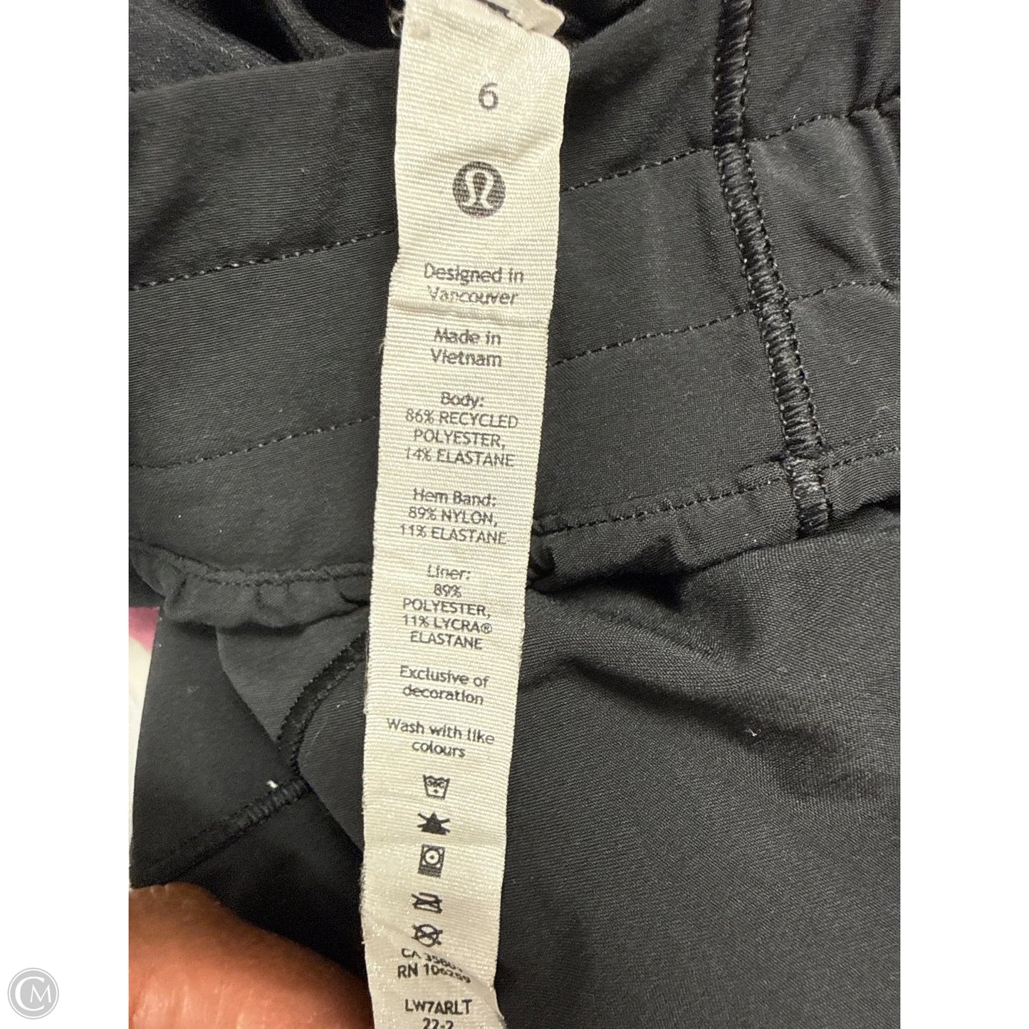 Athletic Shorts By Lululemon In Black, Size: 6