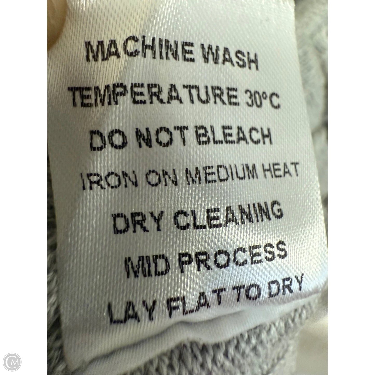 Sweater By Clothes Mentor In Grey, Size: S