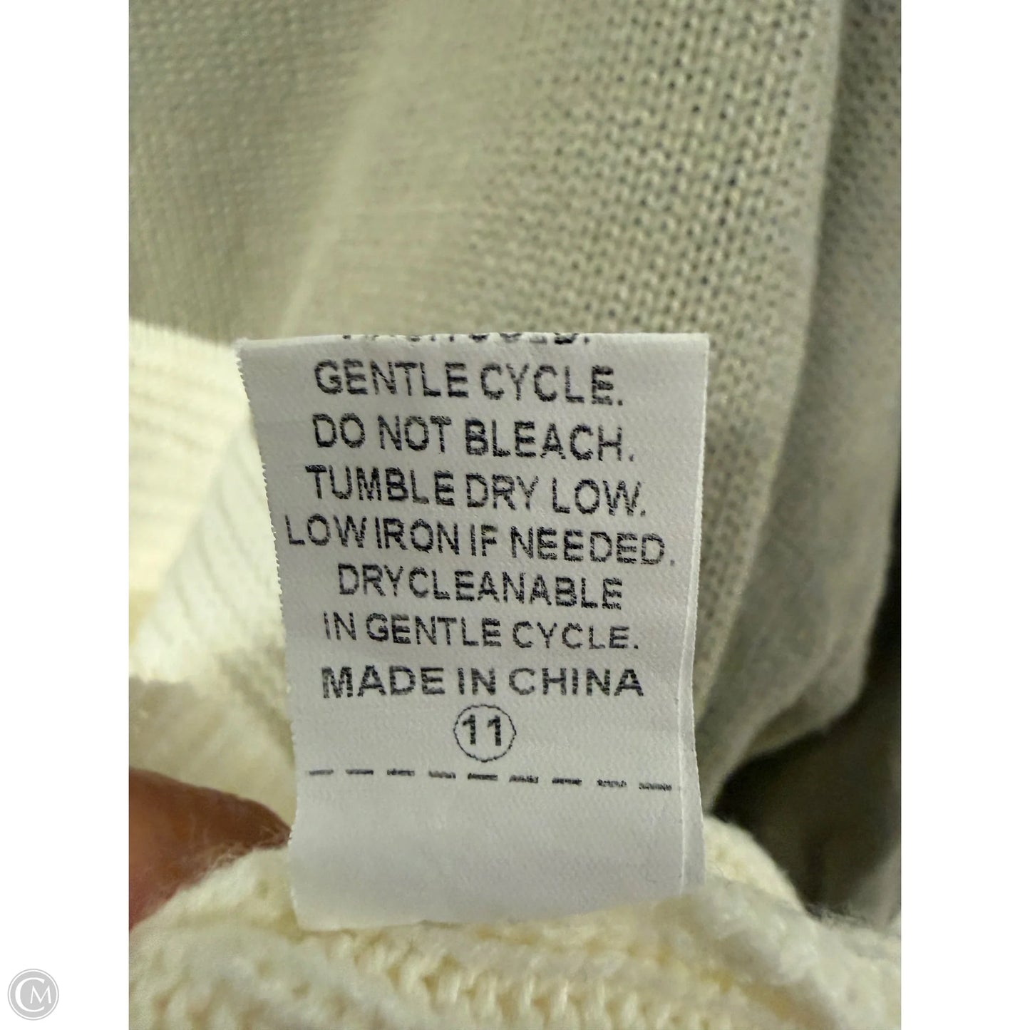 Sweater By Cme In Cream & Grey, Size: L