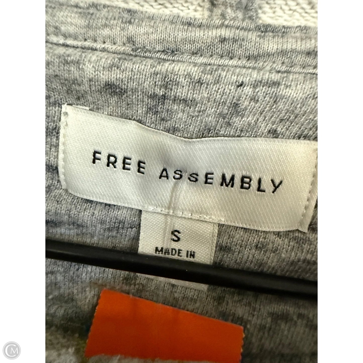 Sweatshirt Hoodie By Free Assembly In Grey, Size: S