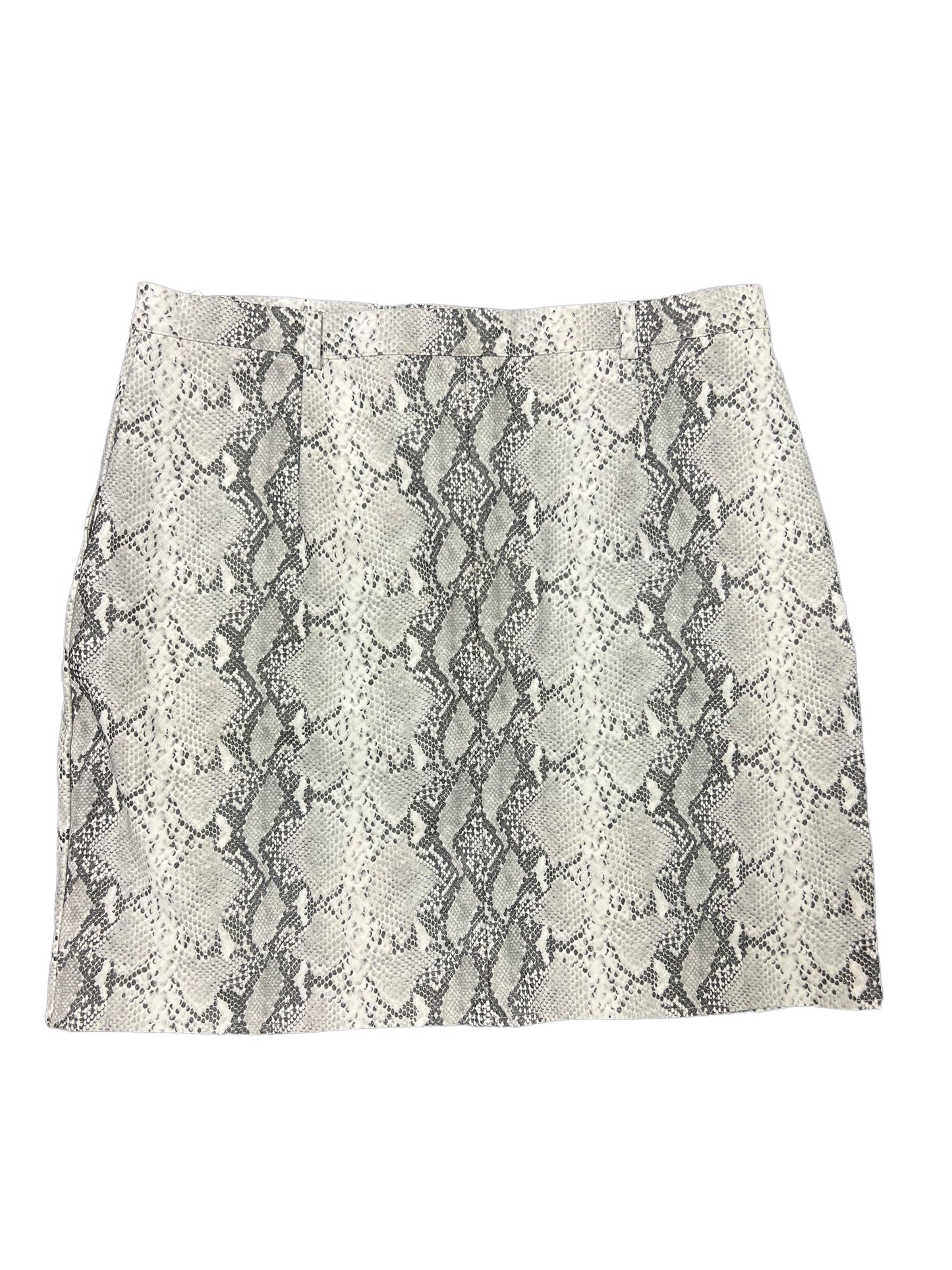 Skirt Mini & Short By Clothes Mentor  Size: L