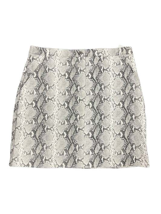 Skirt Mini & Short By Clothes Mentor  Size: L