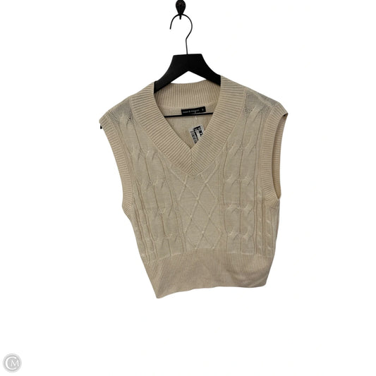 Vest Sweater By Moon And Madison In White, Size: S