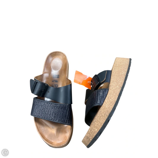Sandals Flats By Birkenstock In Black, Size: 8