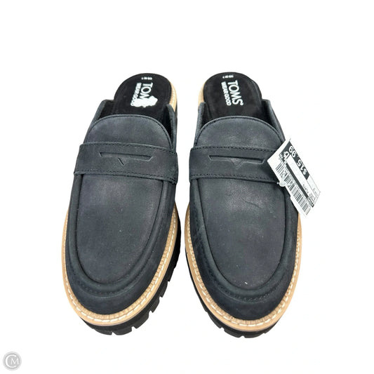Shoes Flats By Toms In Black, Size: 7