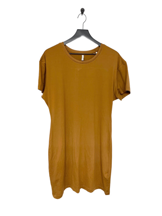 Dress Casual Short By Cma In Brown, Size: L