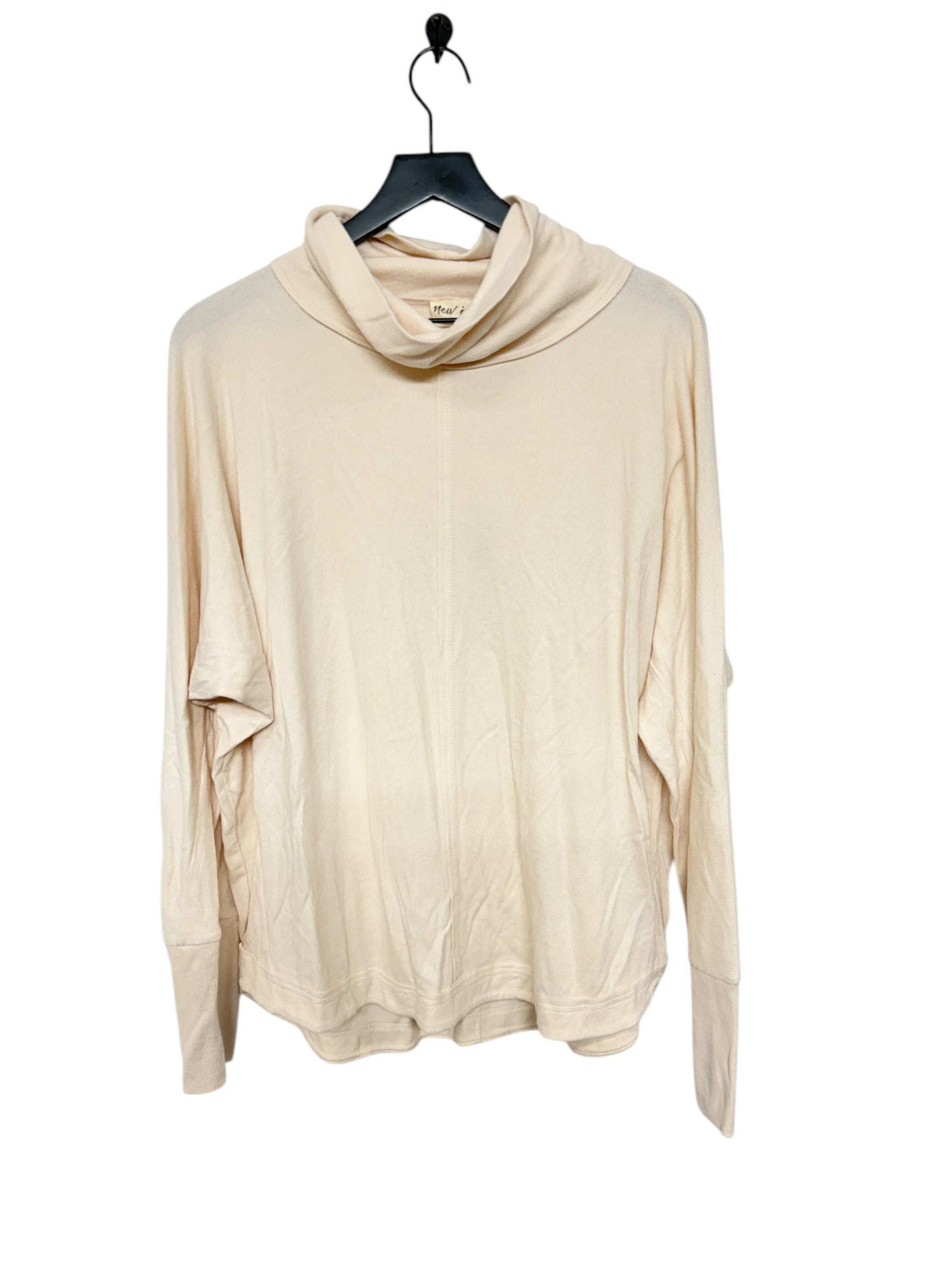 Top Long Sleeve By Cmc In Cream, Size: M