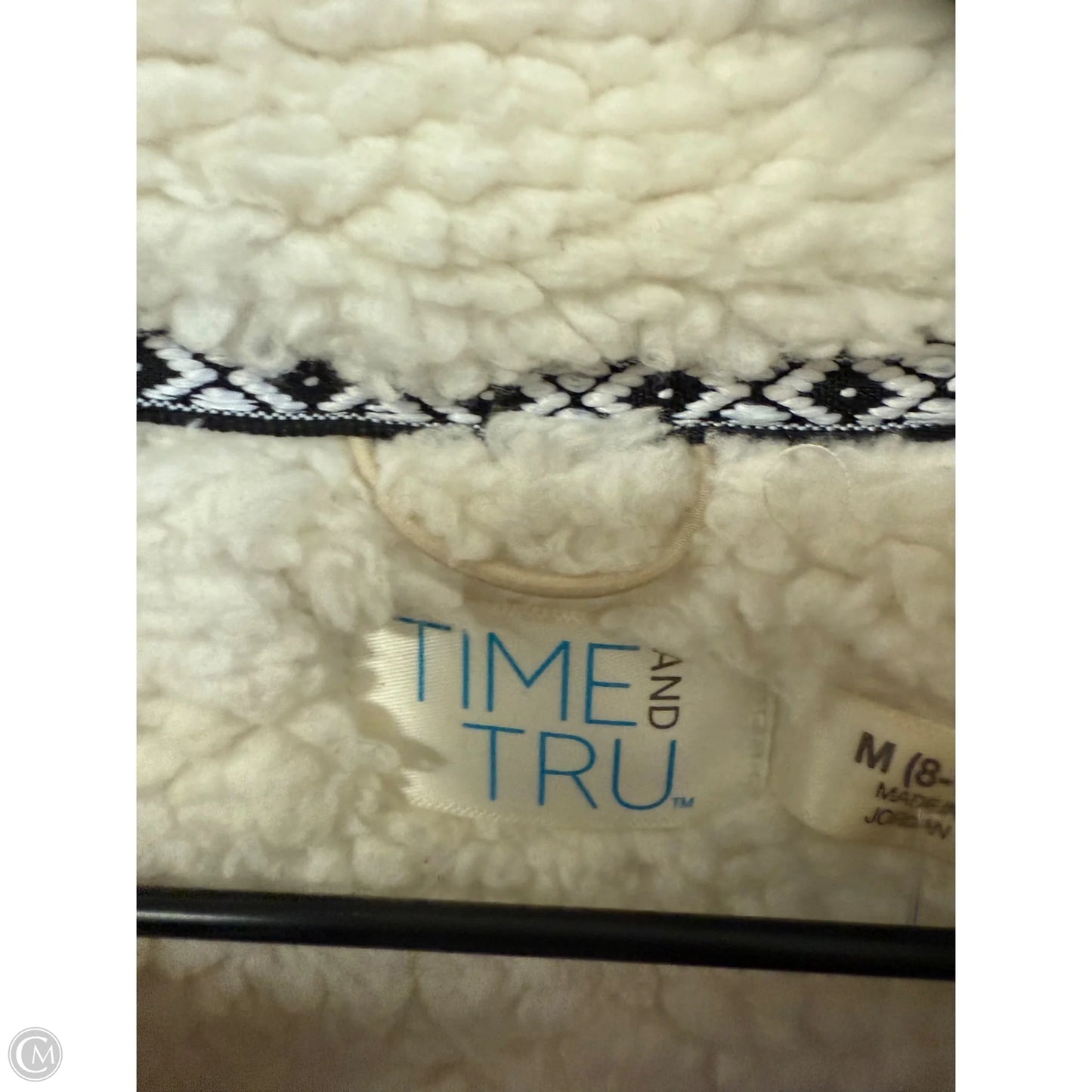 Sweatshirt Collar By Time And Tru In White, Size: M