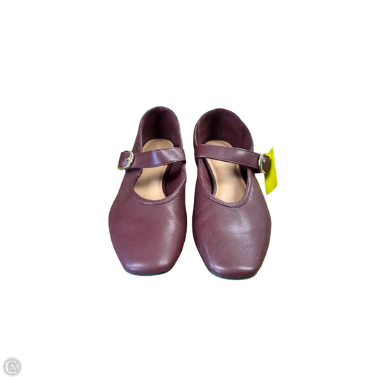 Shoes Flats By Old Navy In Maroon, Size: 9