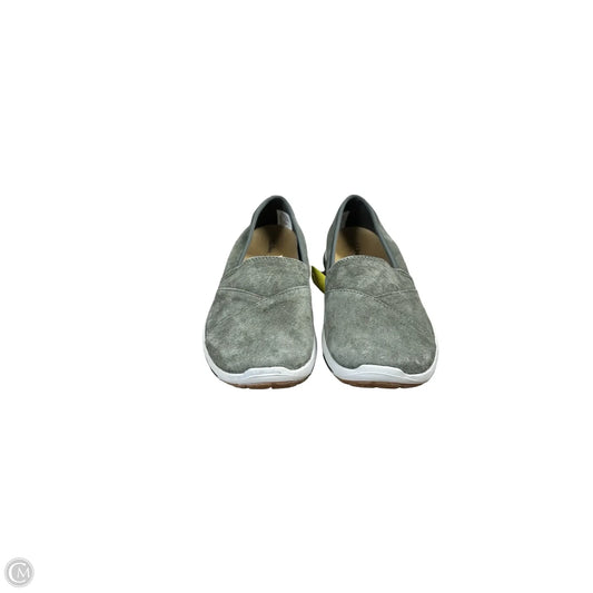 Shoes Flats By L.l. Bean In Green, Size: 7