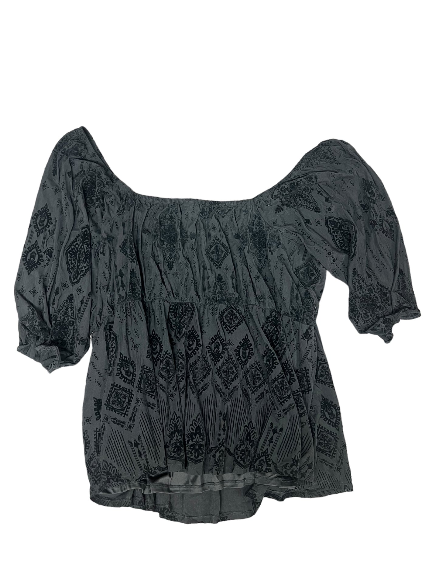 Black Top Short Sleeve Torrid, Size 5X