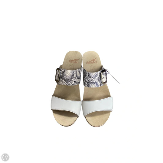 Sandals Heels Wedge By Dansko In Snakeskin Print, Size: 7.5