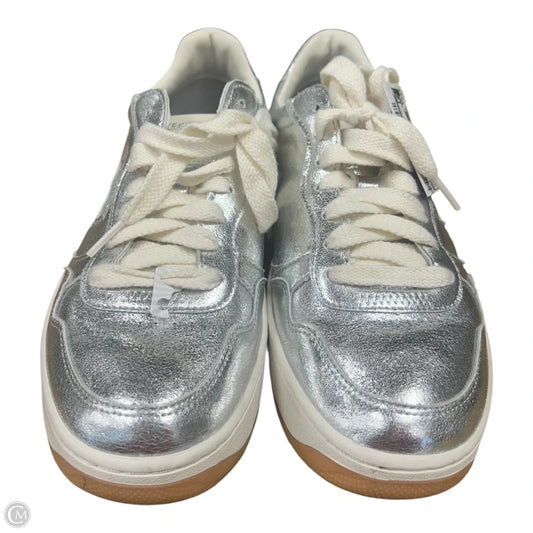 Shoes Sneakers By Skechers In Silver, Size: 9