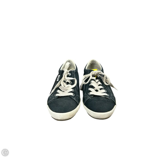 Shoes Sneakers By Taos In Black, Size: 8.5