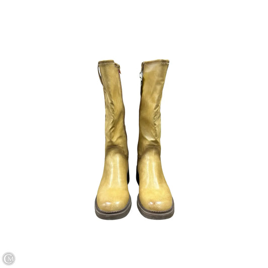 Boots Mid-calf Heels By Frye And Co In Tan, Size: 7.5