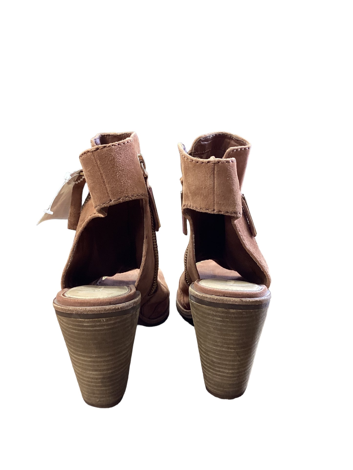 Brown Sandals Heels Block Gianni Bini, Size 9