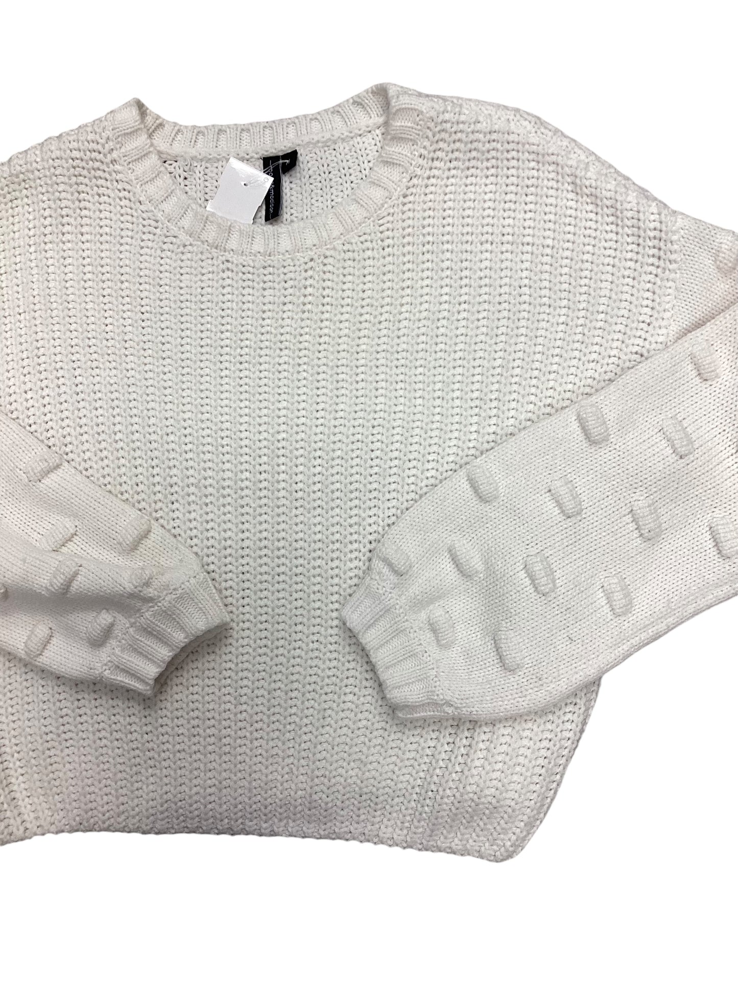 Sweater By Clothes Mentor In Cream, Size: M