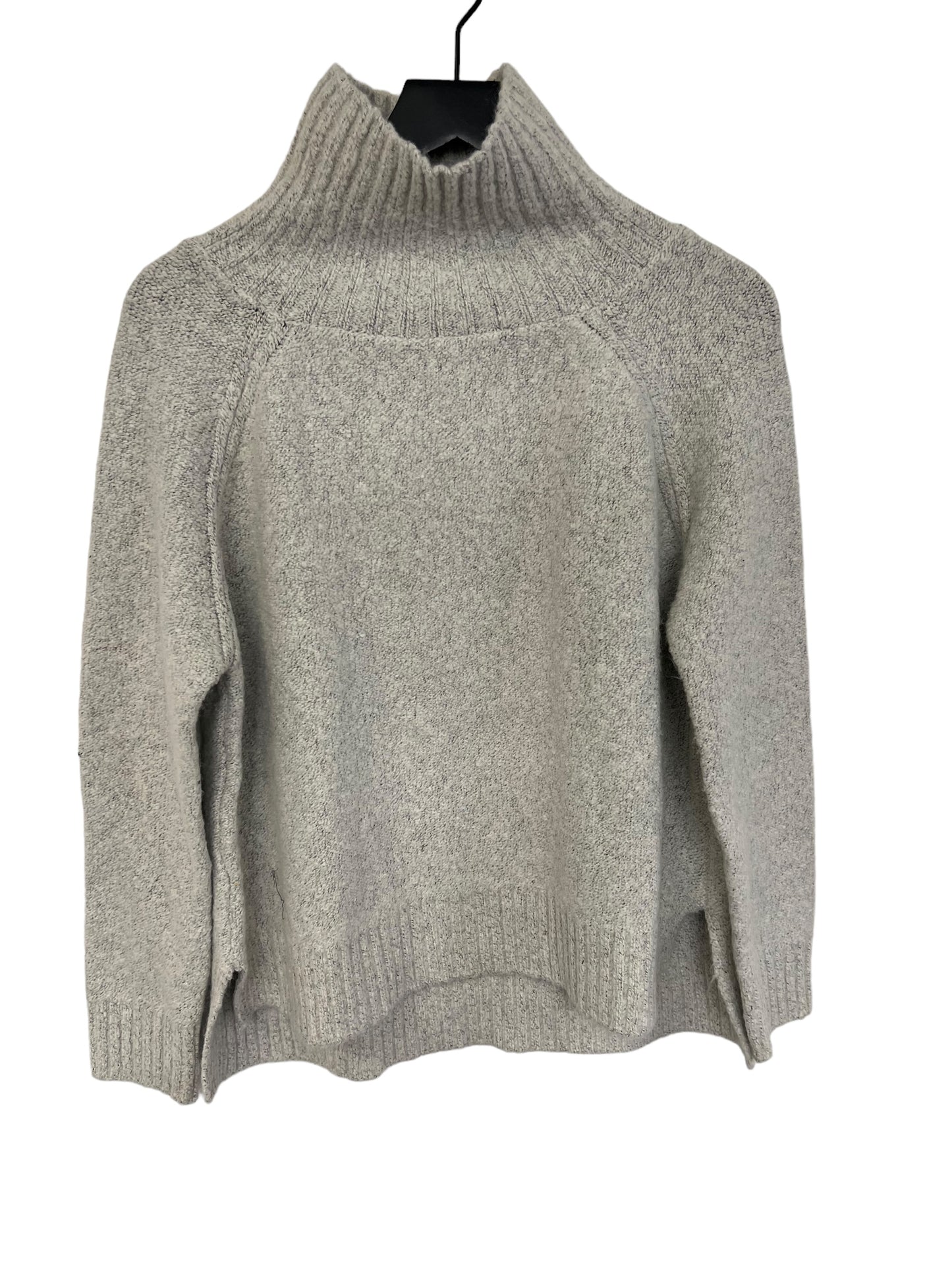 Sweater By Gilli In Grey, Size: M