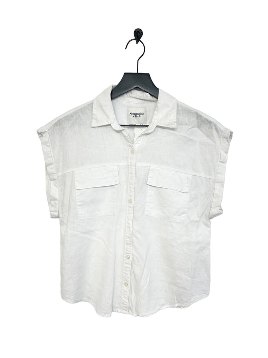 Blouse Short Sleeve By Abercrombie And Fitch In White, Size: S