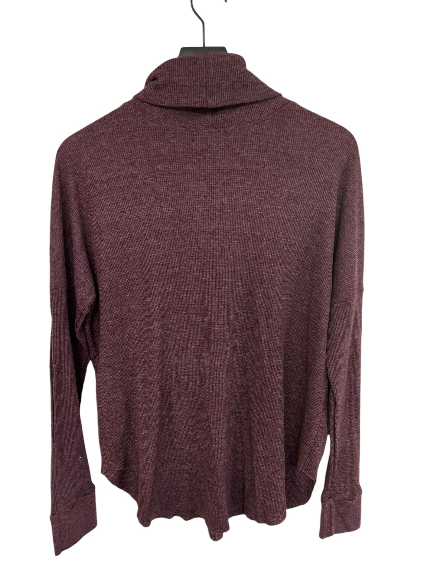 Top Long Sleeve By Michael Stars In Purple, Size: M