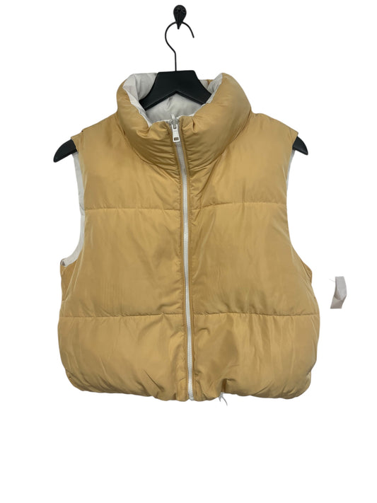 Vest Puffer & Quilted By Love Tree In White & Yellow, Size: S