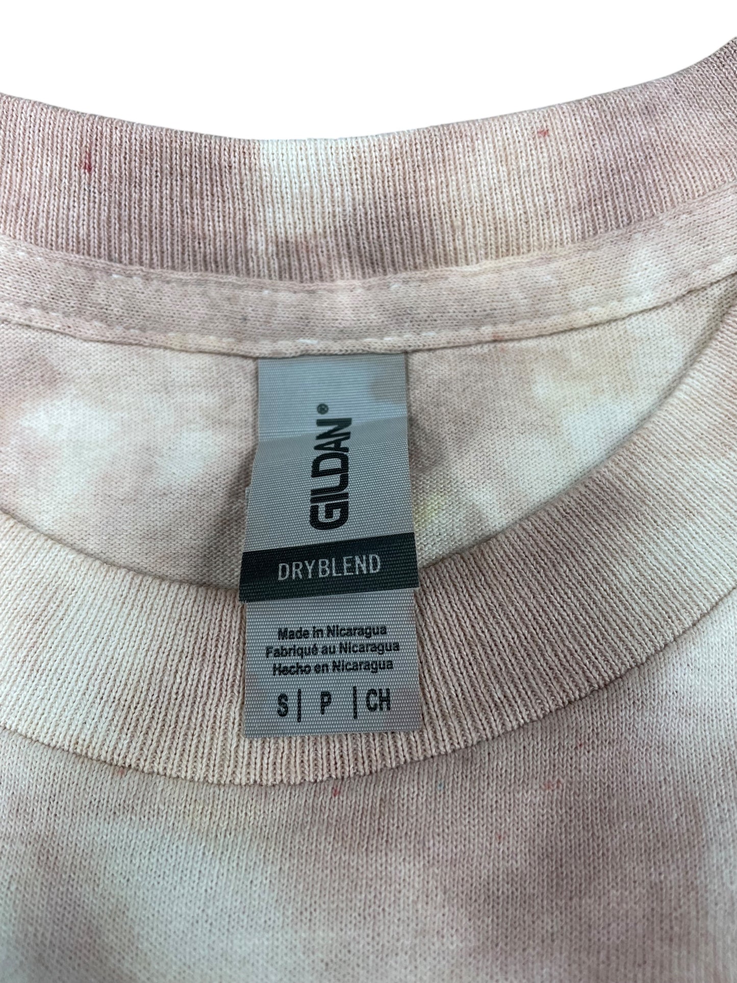 Top Short Sleeve By Gildan In Tan, Size: S