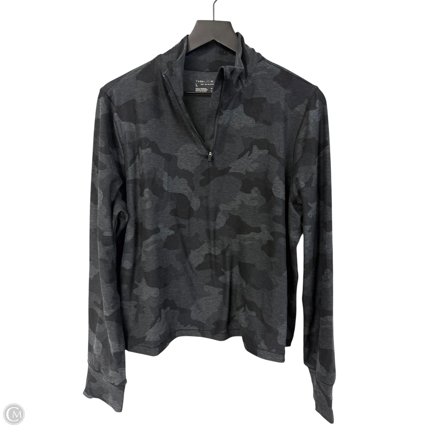 Athletic Top Long Sleeve Collar By Yogalicious In Camouflage Print, Size: L