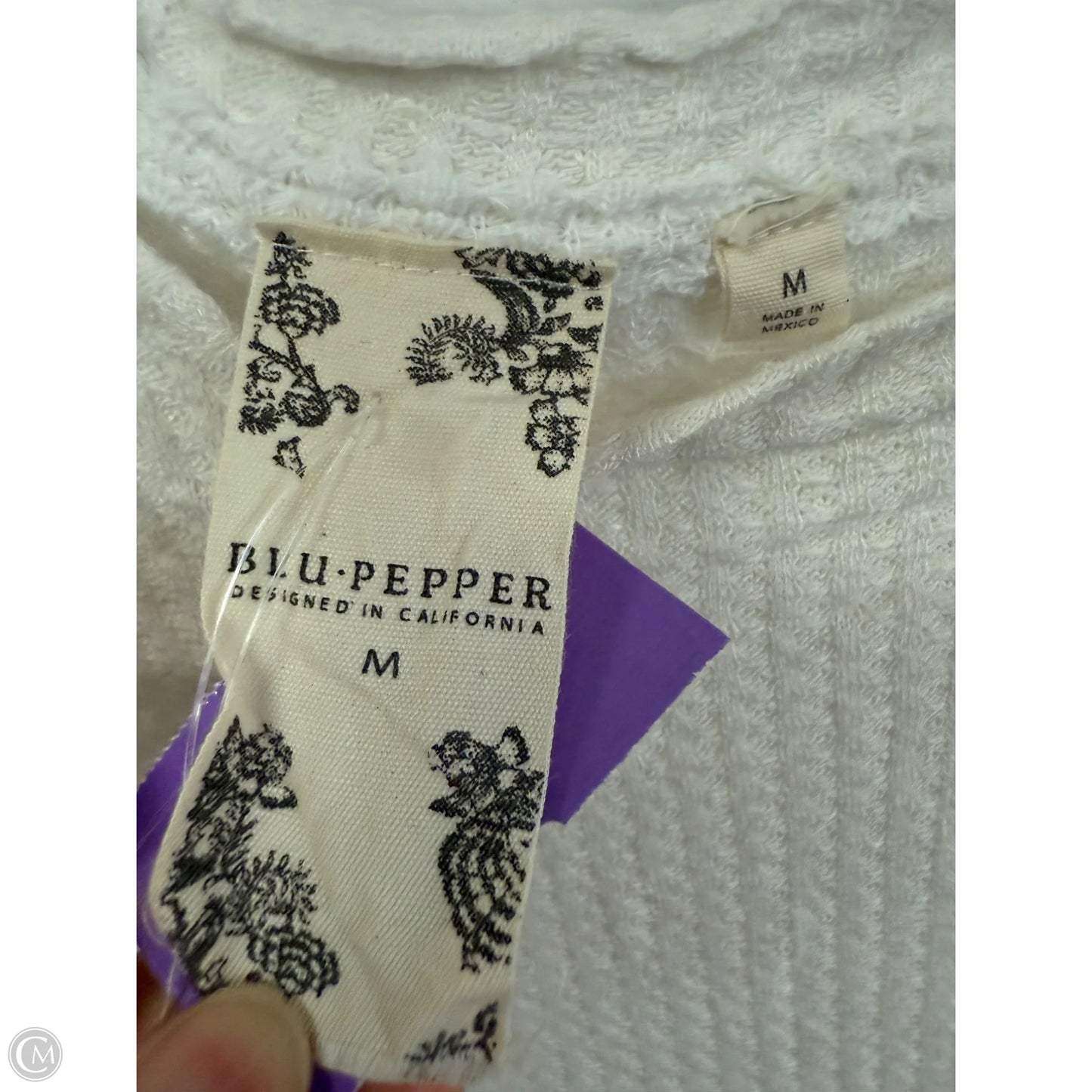 Top Long Sleeve By Blu Pepper In White, Size: M
