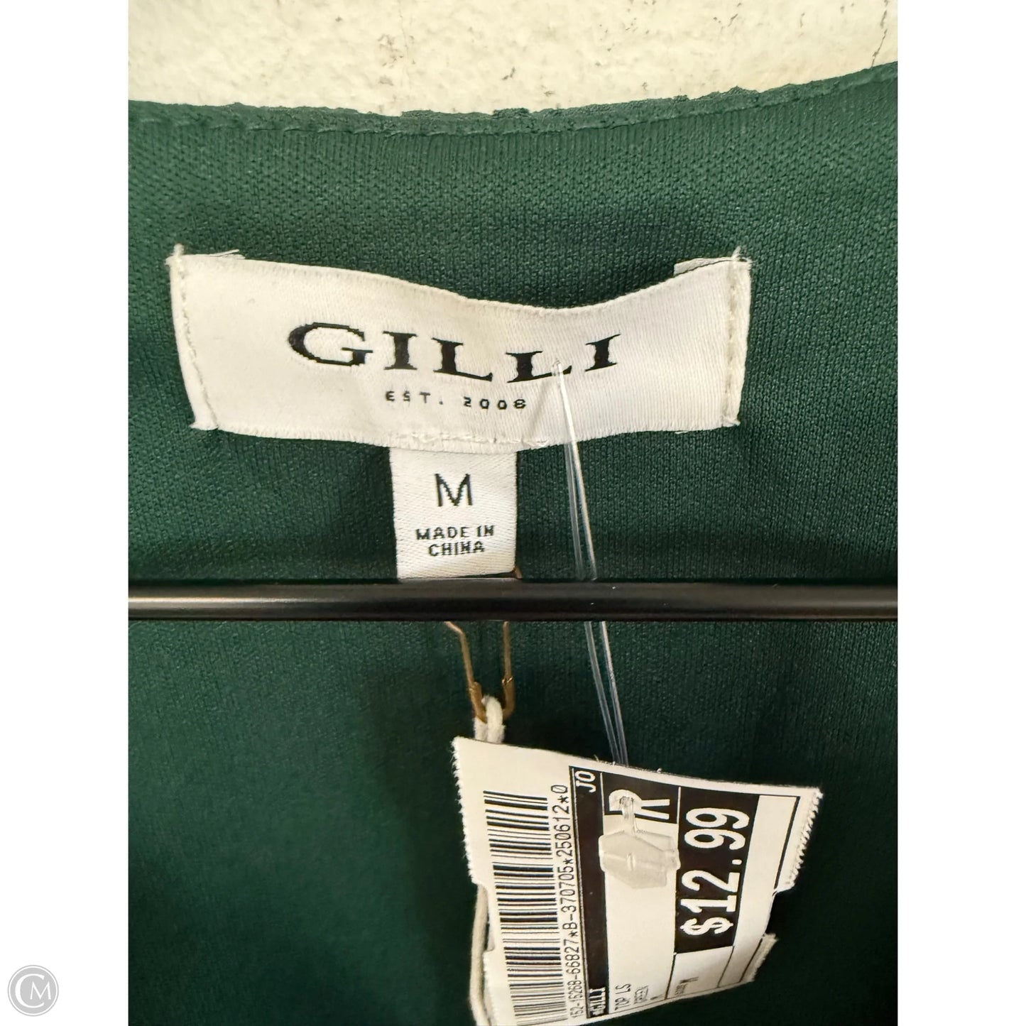 Top Long Sleeve By Gilli In Green, Size: M