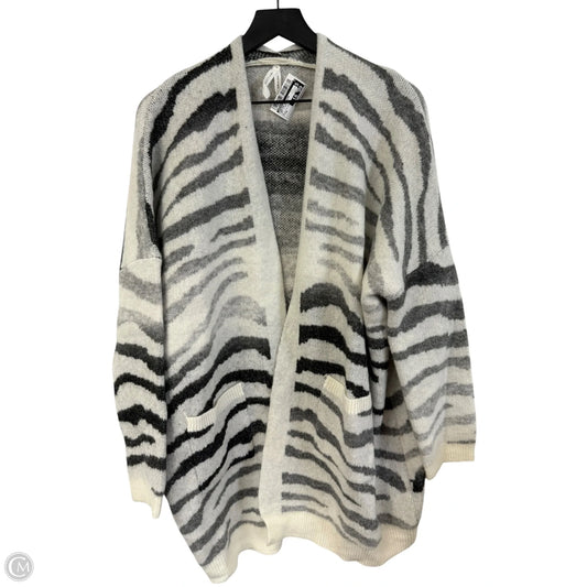 Sweater Cardigan By Dreamers In Grey & White, Size: M