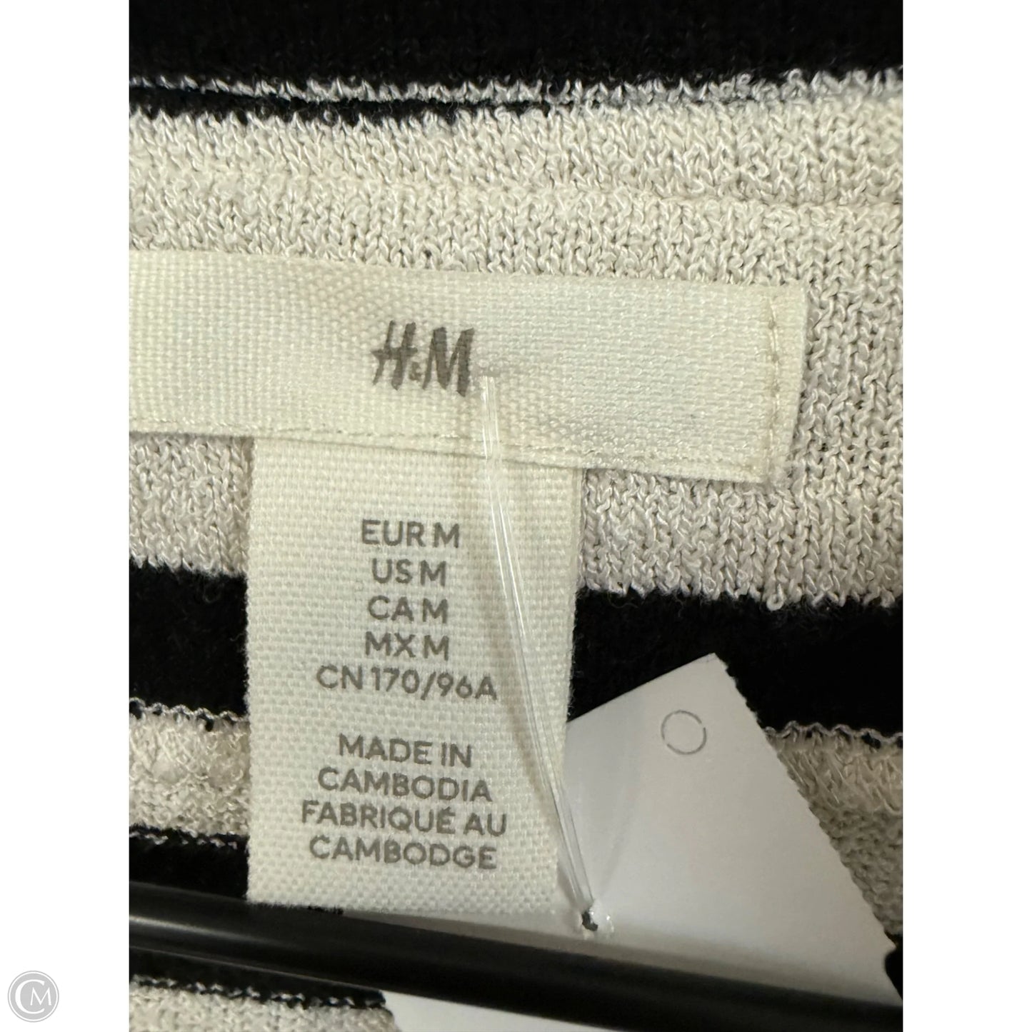 Top Short Sleeve By H&m In Black & White, Size: M