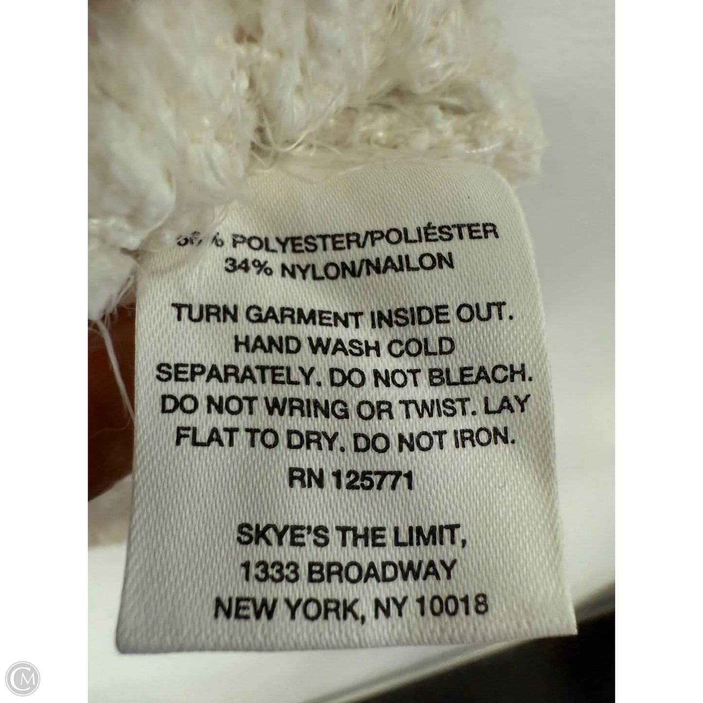 Sweater By Skyes The Limit In Cream, Size: Xl