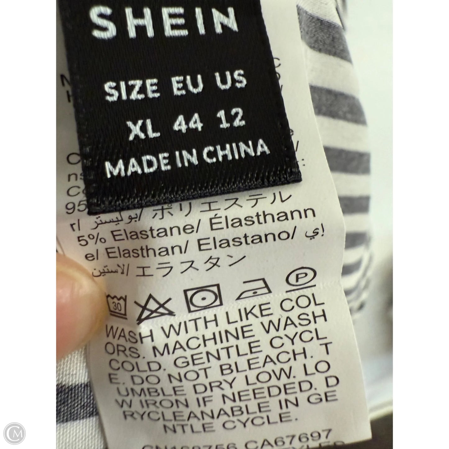 Blouse Long Sleeve By Shein In Black & White, Size: Xl