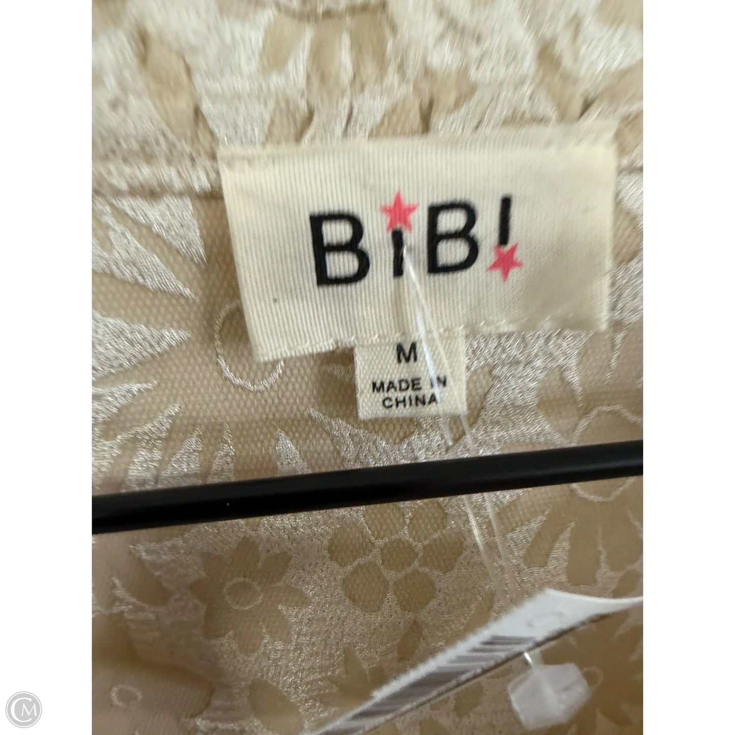 Top Short Sleeve By Bibi In Tan & White, Size: M