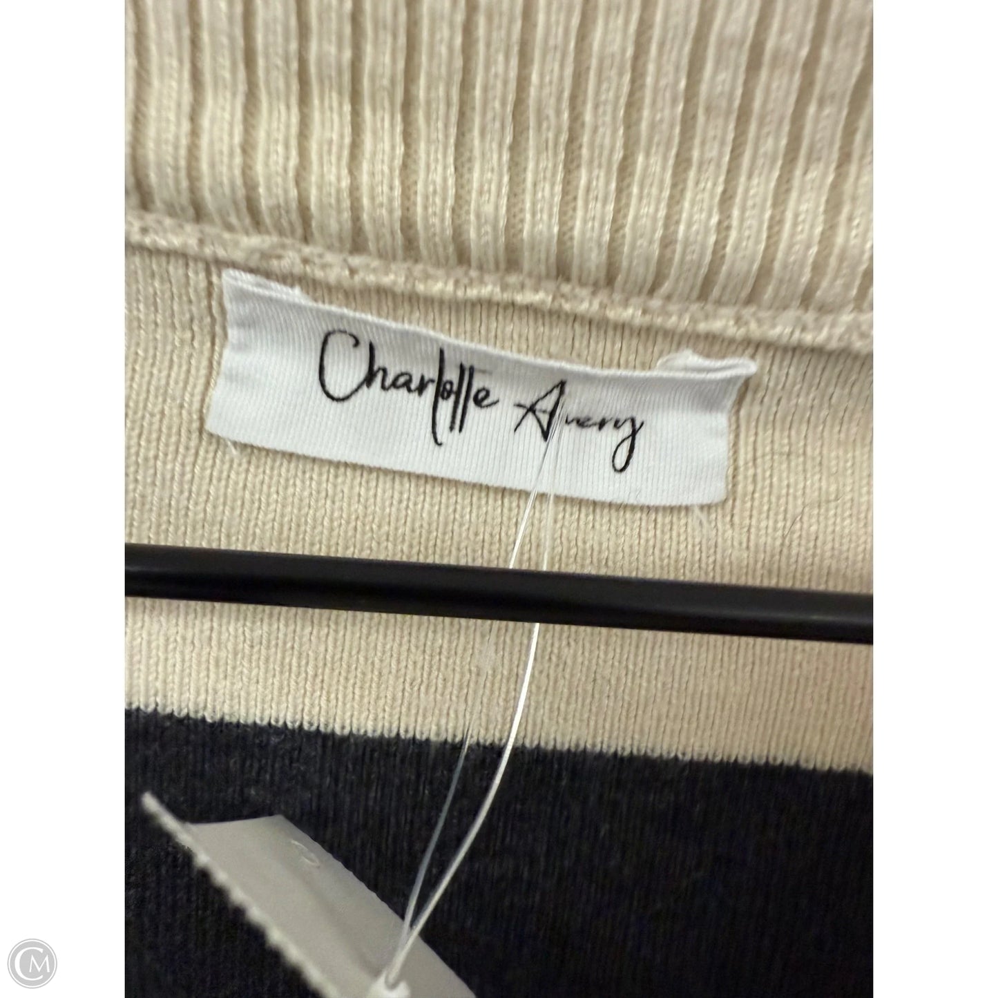 Sweater By Clothes Mentor In Cream & Grey, Size: S