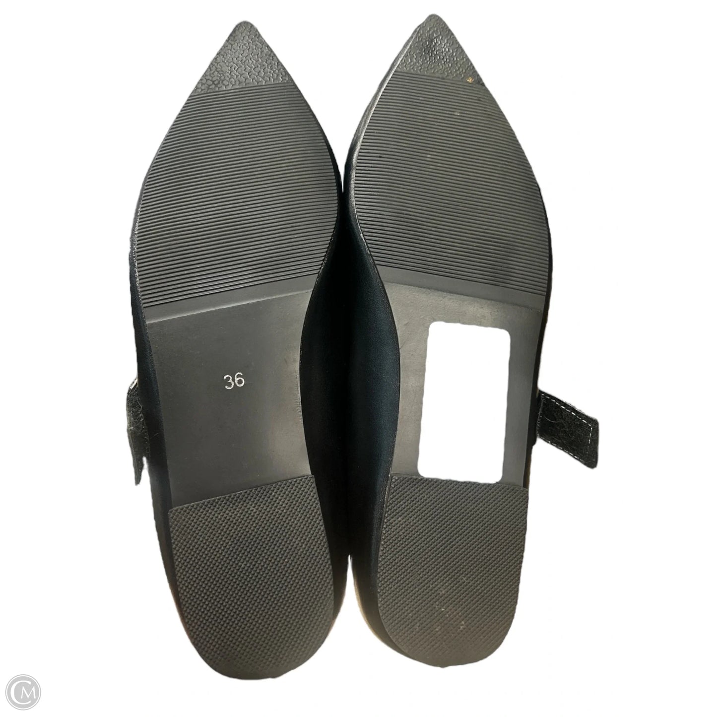 Shoes Flats By Cmf In Black, Size: 6