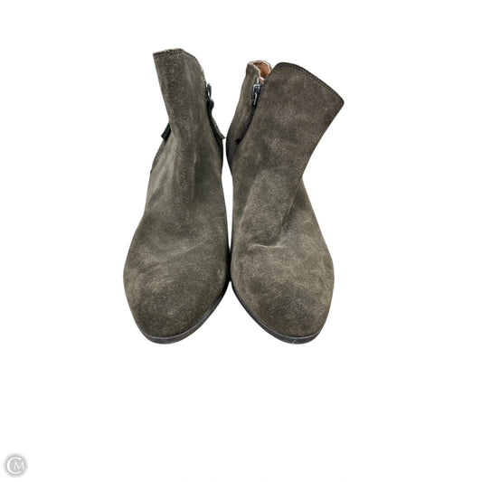 Boots Ankle Flats By Frye And Co In Brown, Size: 10